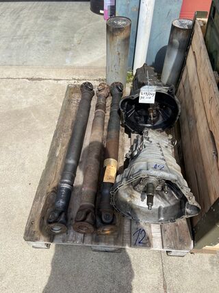 2x Versnellingsbak en 3x cardanassen, Mercedes, Lange body
